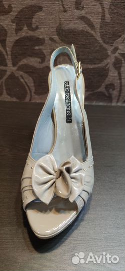 Босоножки женские 39 размер