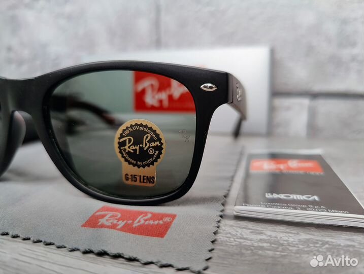 Солнцезащитные очки Ray Ban Wayfarer Стекло