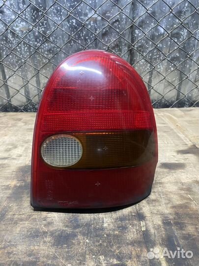 Фонарь задний правый Opel Corsa B 3dr