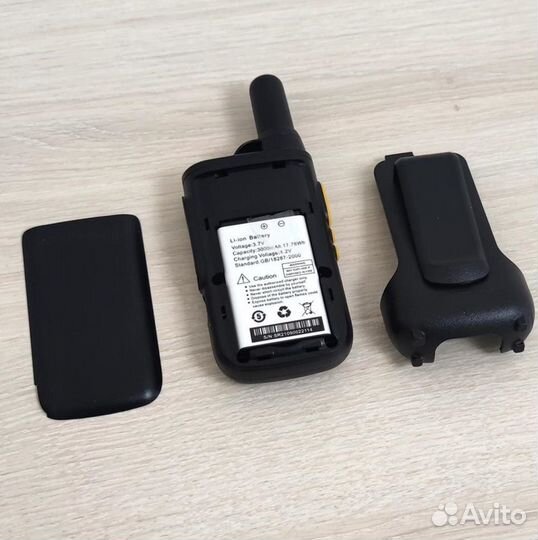 Простые легкие рации для связи, магазина, туризма