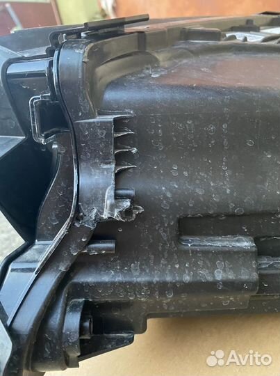 Передняя фара MB 213 рестайниг