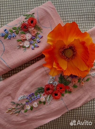 Вышивка кукольной одежды