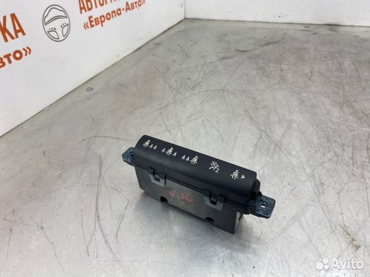 Индикатор Nissan Qashqai J10 2 Л 2008