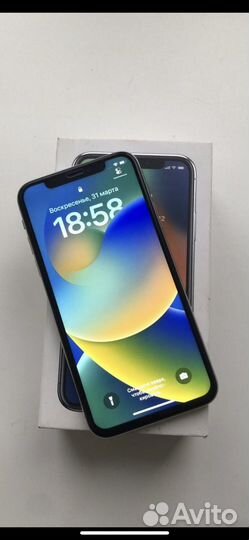 iPhone X, 64 ГБ