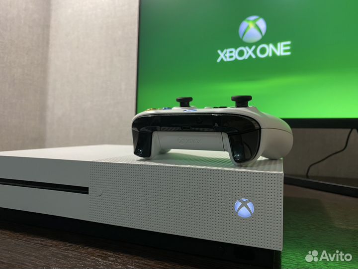 Xbox One s, 9 игр