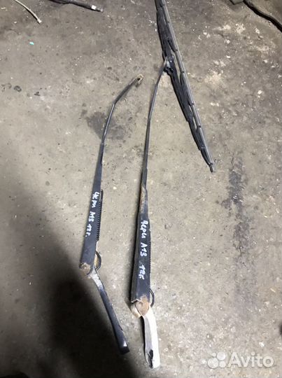 Поводок дворника Черри а13 бонус