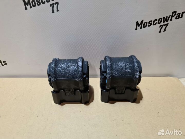 Втулка переднего стабилизатора Toyota Camry V70