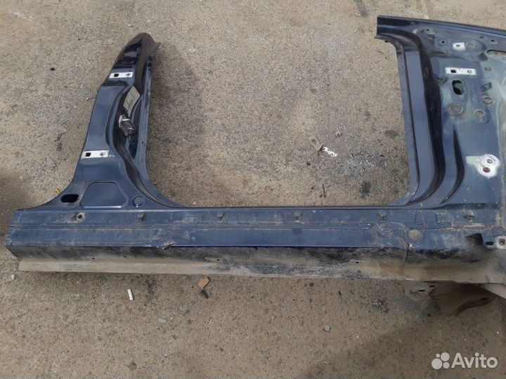 Четверть передний правый Ford Focus 3 pnda 2012