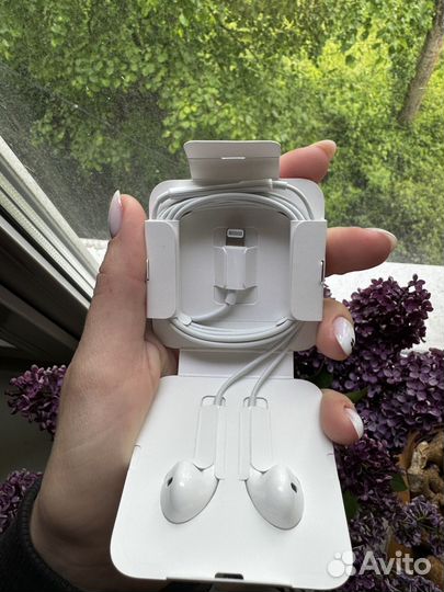 Наушники earpods