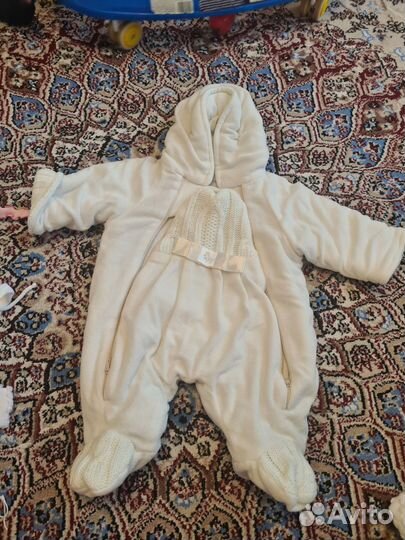 Комбинезон, носки, трусики и шапочки