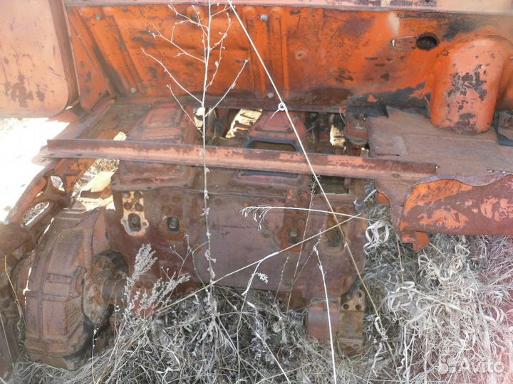 Трактор дт 75