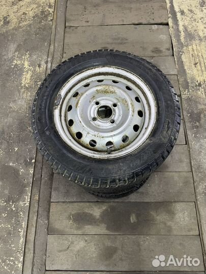 Зимний комплек колес 185/60r14. 4x100