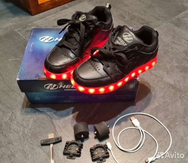 Кроссовки с роликами Heelys 34 размер