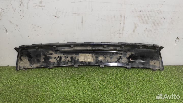 Декоративная накладка бампера задняя Mercedes-Benz