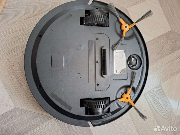 Робот пылесос