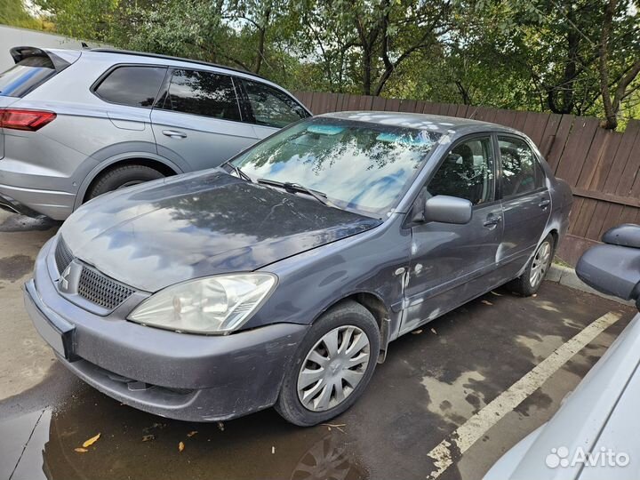 Mitsubishi Lancer 1.6 МТ, 2005, 235 000 км