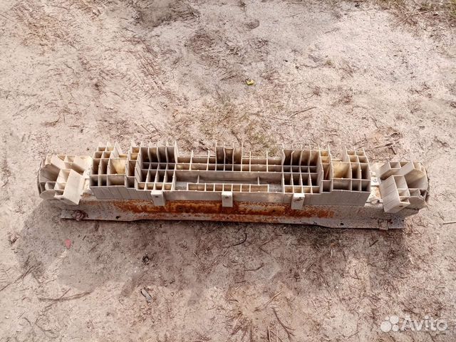 Продам усилитель заднего бампера на деу нексия