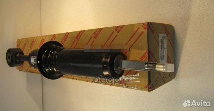 Амортизатор передней подвески 4851069355 toyota