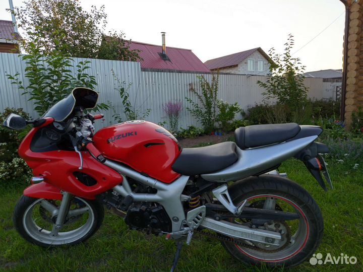 Suzuki sv400s
