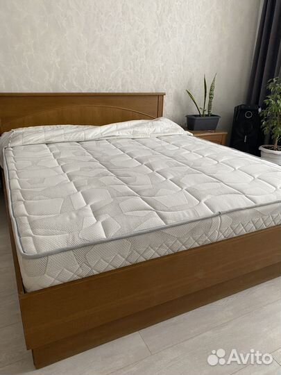 Матрас 160х200 бу