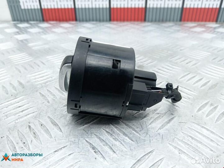 Переключатель света Volkswagen Passat CC 2009