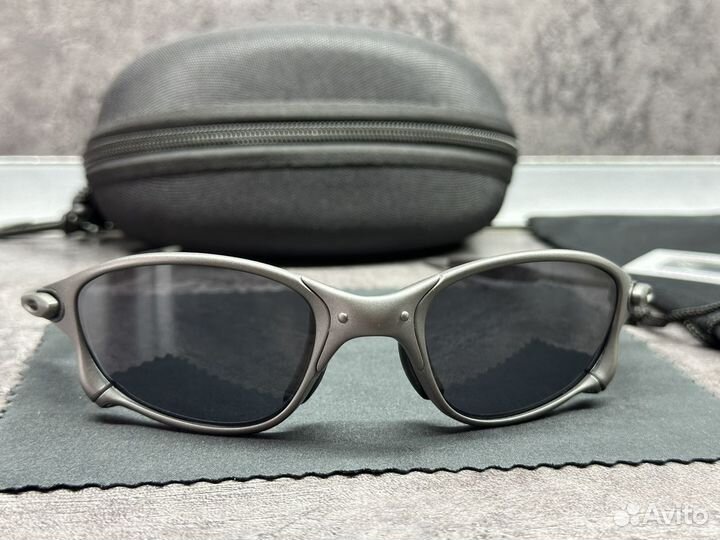 Очки Oakley Juliet x Metal y2k