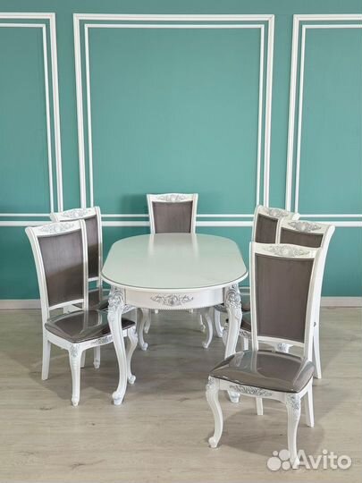 Стол и стулья с доставкой до вашего дома