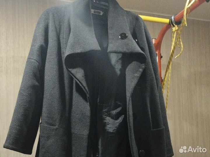 Пальто женское демисезонное 42 44