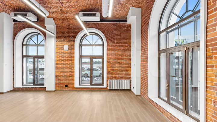 Сдам торговое помещение, 293.3 м²