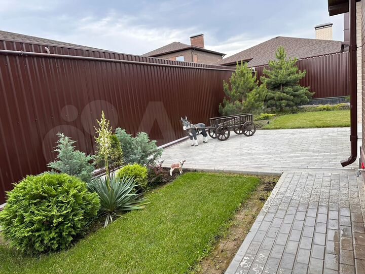 Дом 100 м² на участке 5 сот.