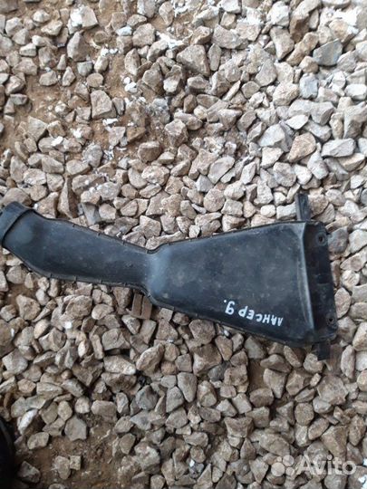 Воздухозаборник Mitsubishi Lancer 9