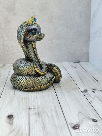 Змея, кобра, подарок