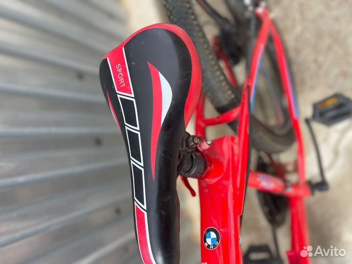 Велосипед на литых дисках bmw