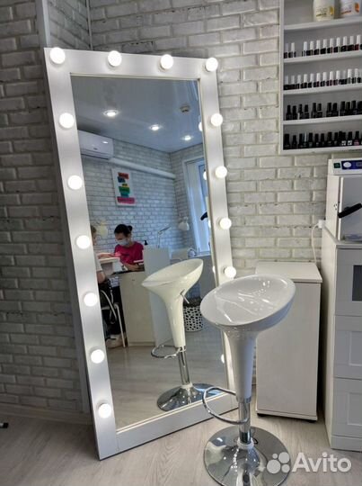 Аренда рабочего места бровиста, визажиста, мастера