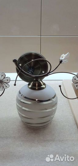Люстра бра настенная