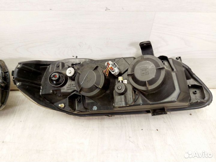 Фары Nissan Almera N16