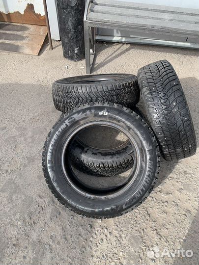 Michelin Latitude X-Ice North 3 195/65 R15 95T