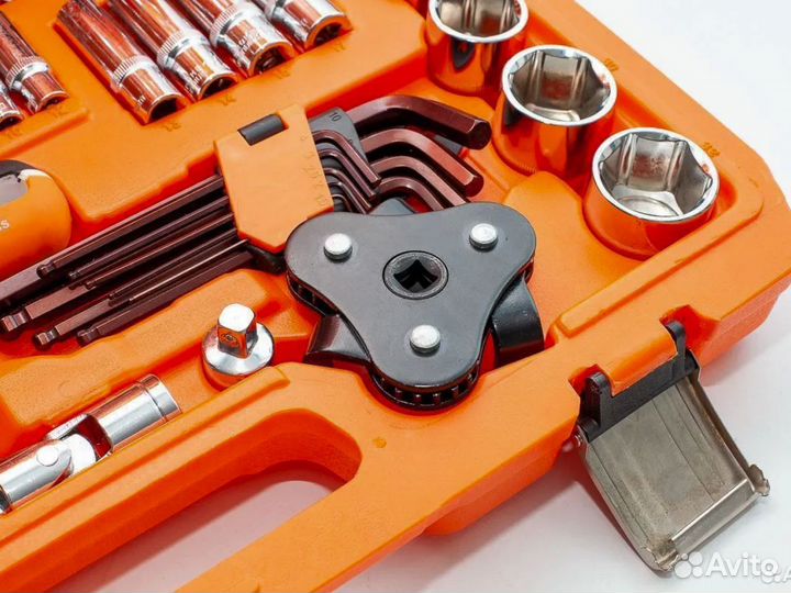 Набор инструментов 121 предмет