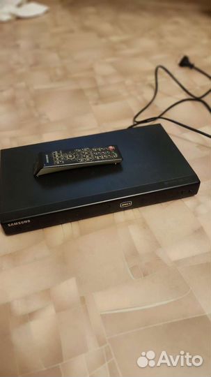 Плеер Samsung DVD-P181