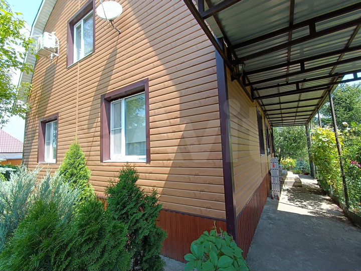 Дом 140 м² на участке 6,5 сот.