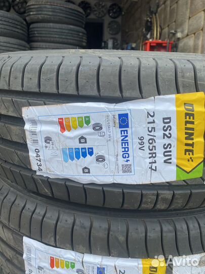 Delinte DS2 SUV 215/65 R17