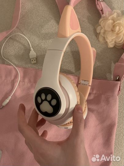 Наушники с кошачьими ушками