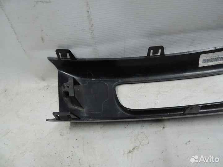 Рамка противотуманной фары левая Land Rover Range