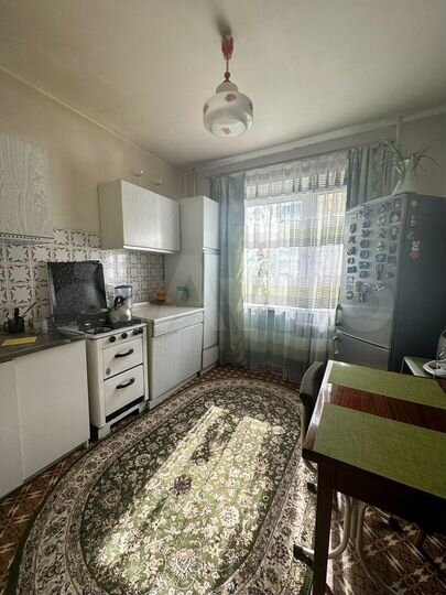 2-к. квартира, 52 м², 3/9 эт.