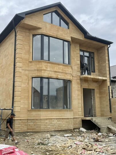 Дом 280 м² на участке 4,5 сот.