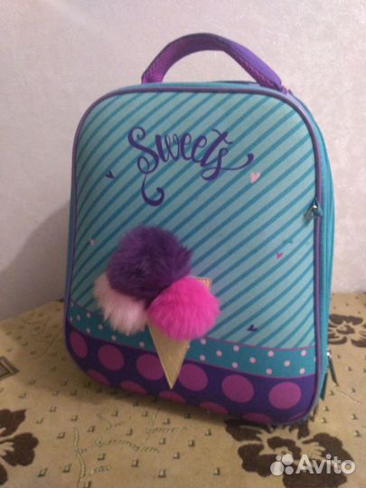 Школьный рюкзак