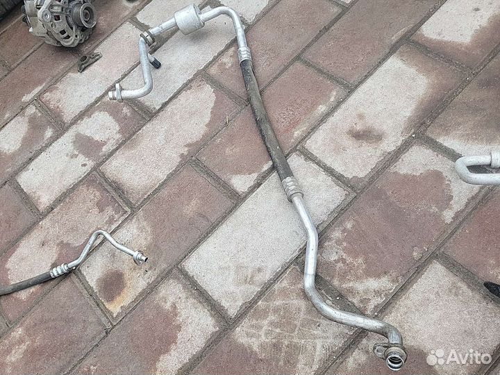 Renault, трубка кондиционера