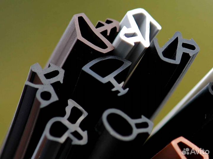 Ремонт окон, уплотнитель дверной RAL3859