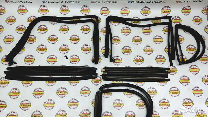 Комплект бархоток антихром LADA Niva 2131 (бока)