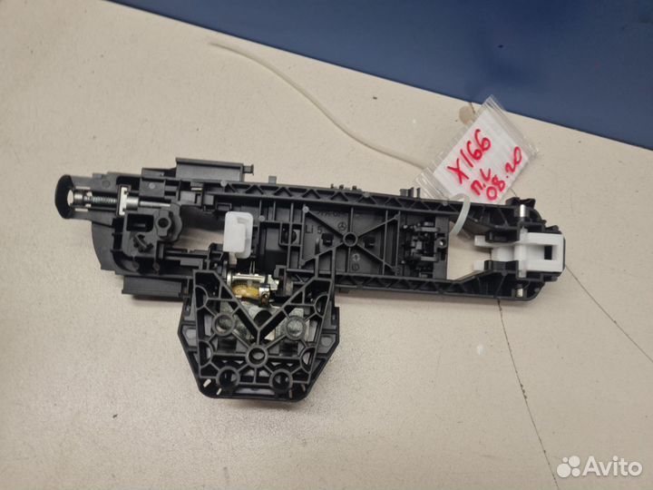 Кронштейн ручки двери передней левой Mercedes GL-k